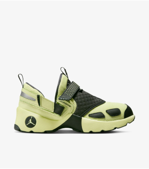  Jordan Trunner Lx – Luminous Green