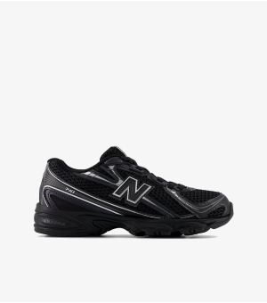  740 Bungee Lace Junior – Black Silver