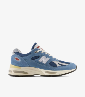  991 Made In Uk – Bluesteel Poseidon Harbor